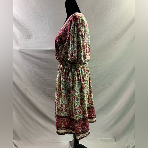 Burgundy Floral Print Butterfly Sleeve Dress - Picture 10 of 11